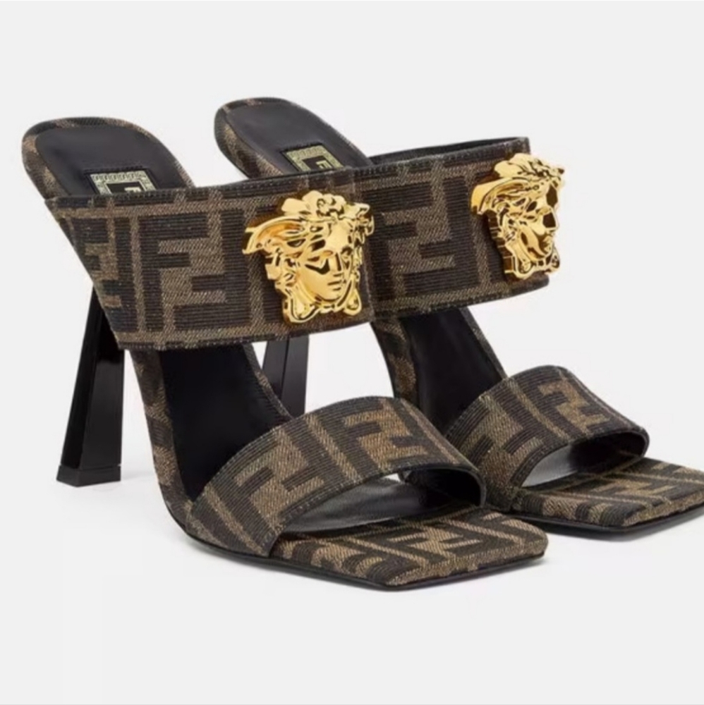 ‼️SOLD‼️Fendace Heels - Picture 10 of 12